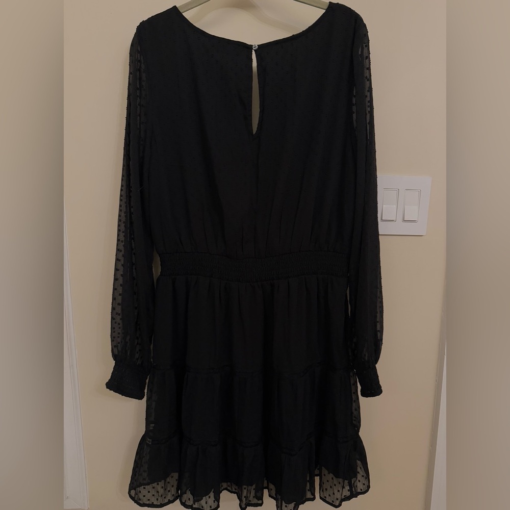 Hollister Black Tiered Bishop Sheer Sleeve V neckline Women’s Sundress NWT XL - Picture 4 of 9